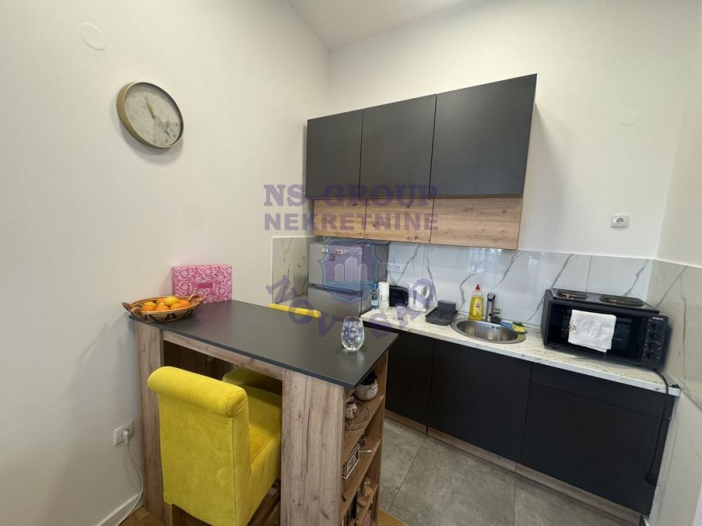 Slika 3 - Fenomenalna garsonjera u novoj zgradi! TOP!