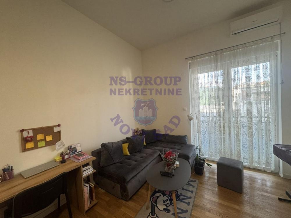 Glavna slika -Fenomenalna garsonjera u novoj zgradi! TOP!