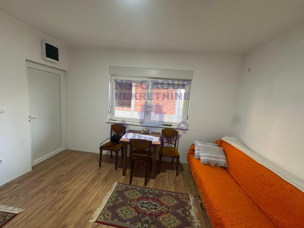 Glavna slika -Odlican jednoiposoban na Adicama!