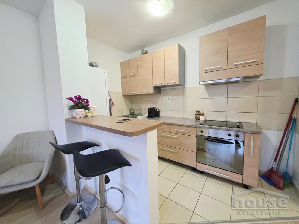 Slika 4 - Stan,NOVI SAD,TELEP,kv: 49.00, € 150000, ID: 1065439
