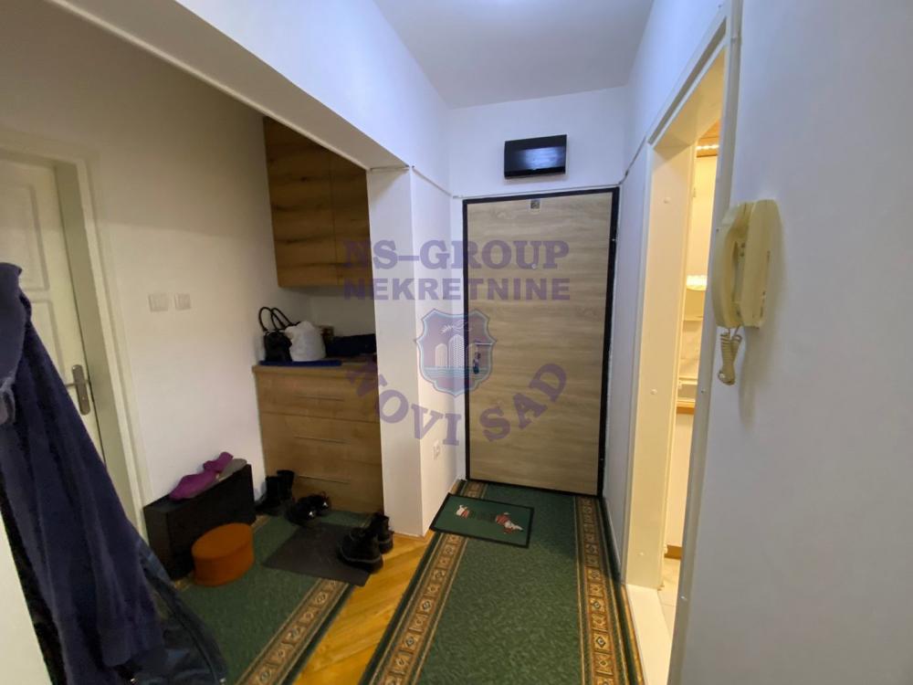 Slika 0 - Prodaja stana, 41m2, Nova Detelinara Novi Sad, sa terasom, ima lift