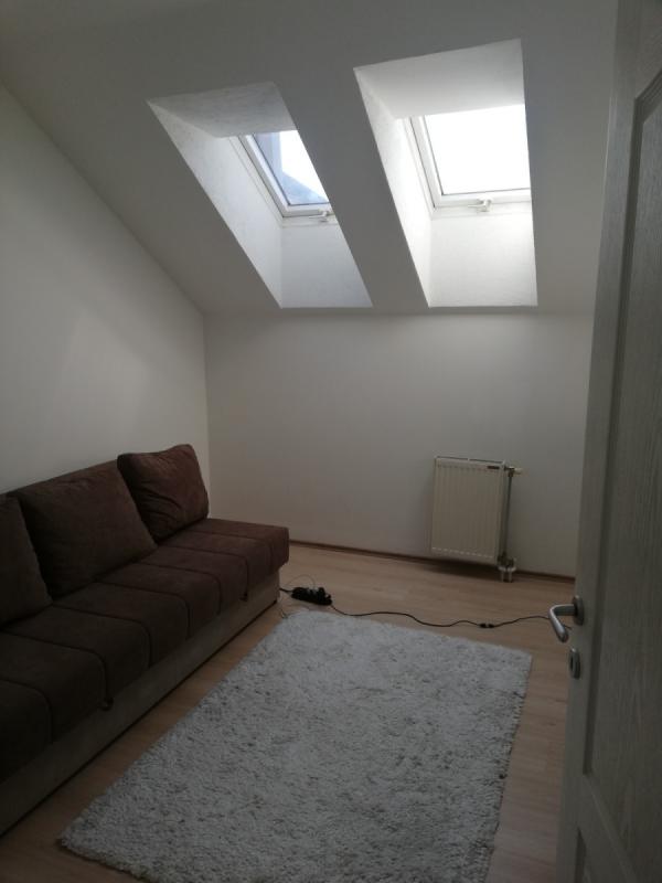 Slika 9 - Stan,NOVI SAD,NOVI BULEVAR,kv: 32.00, € 95000, ID: 1056438