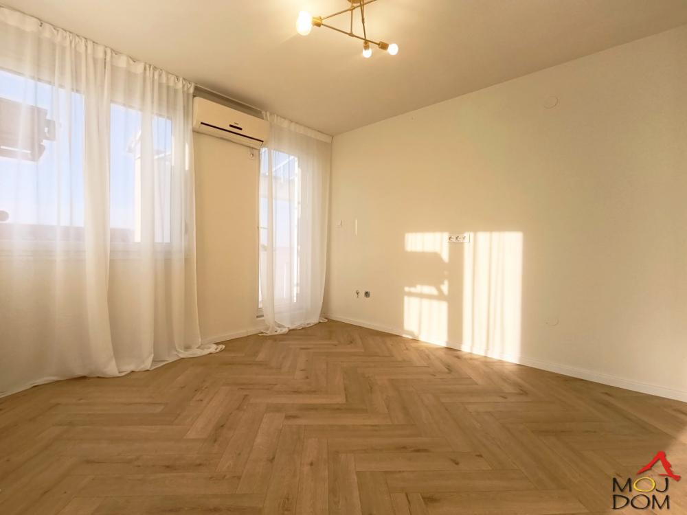 Slika 1 - Stan,NOVI SAD,NOVA DETELINARA,kv: 49, € 155000, ID: 1031947