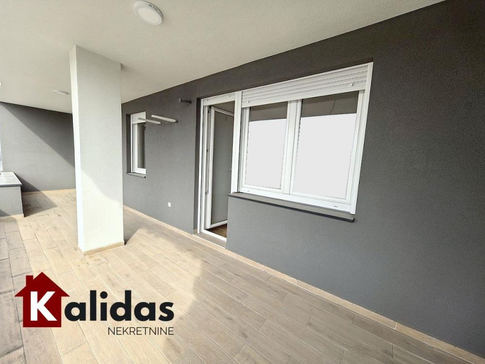 Slika 10 - Stan,PETROVARADIN,PETROVARADIN,kv: 67, € 158720, ID: 1008614