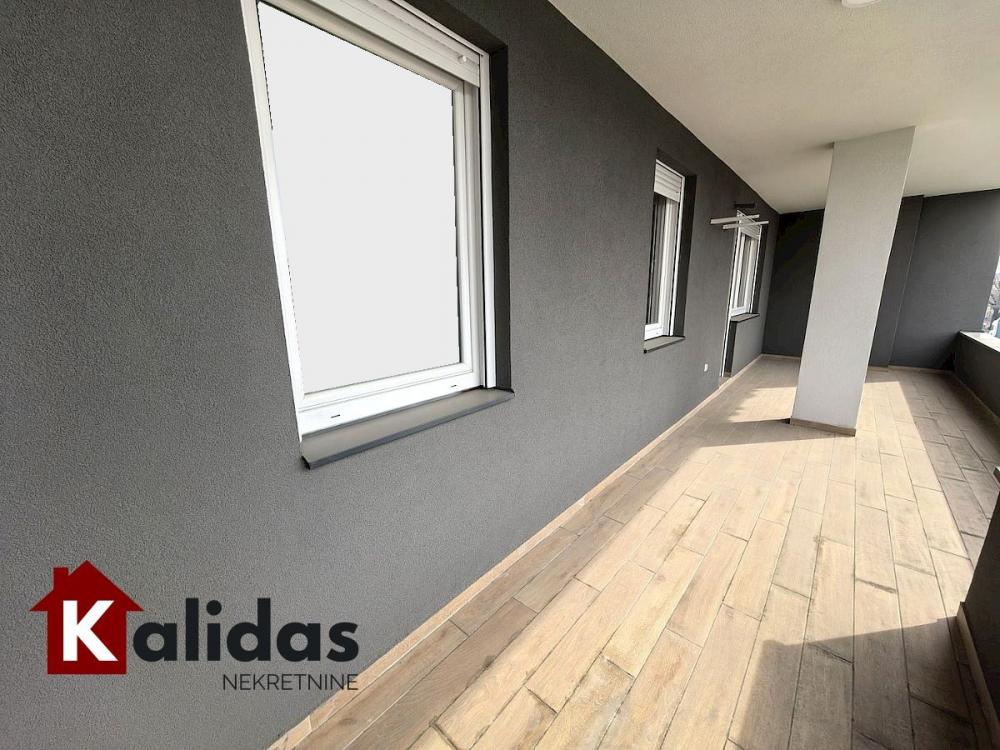 Slika 11 - Stan,PETROVARADIN,PETROVARADIN,kv: 67, € 158720, ID: 1008614