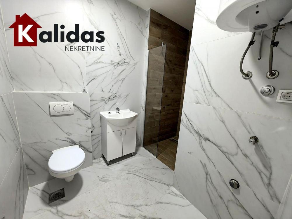 Slika 9 - Stan,PETROVARADIN,PETROVARADIN,kv: 67, € 158720, ID: 1008614