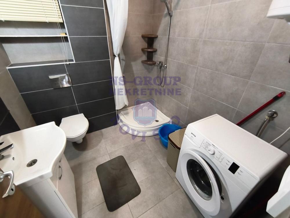 Slika 4 - Dvosoban, 39m2, Adice Novi Sad, sa terasom