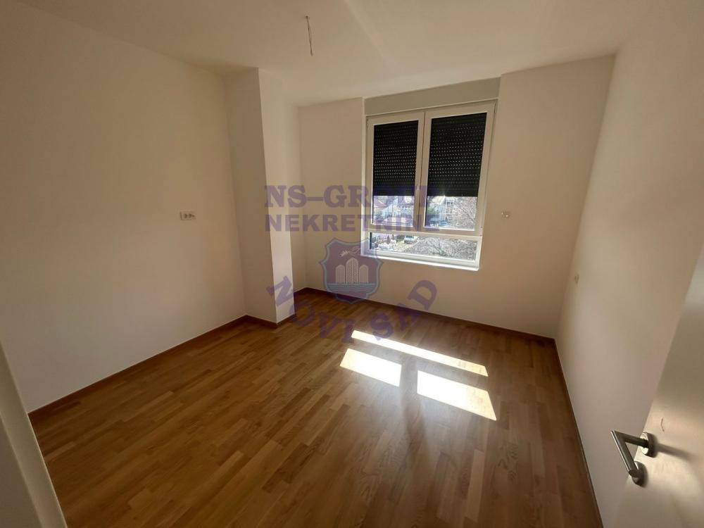 Glavna slika -š:565644 Trosoban stan Telep