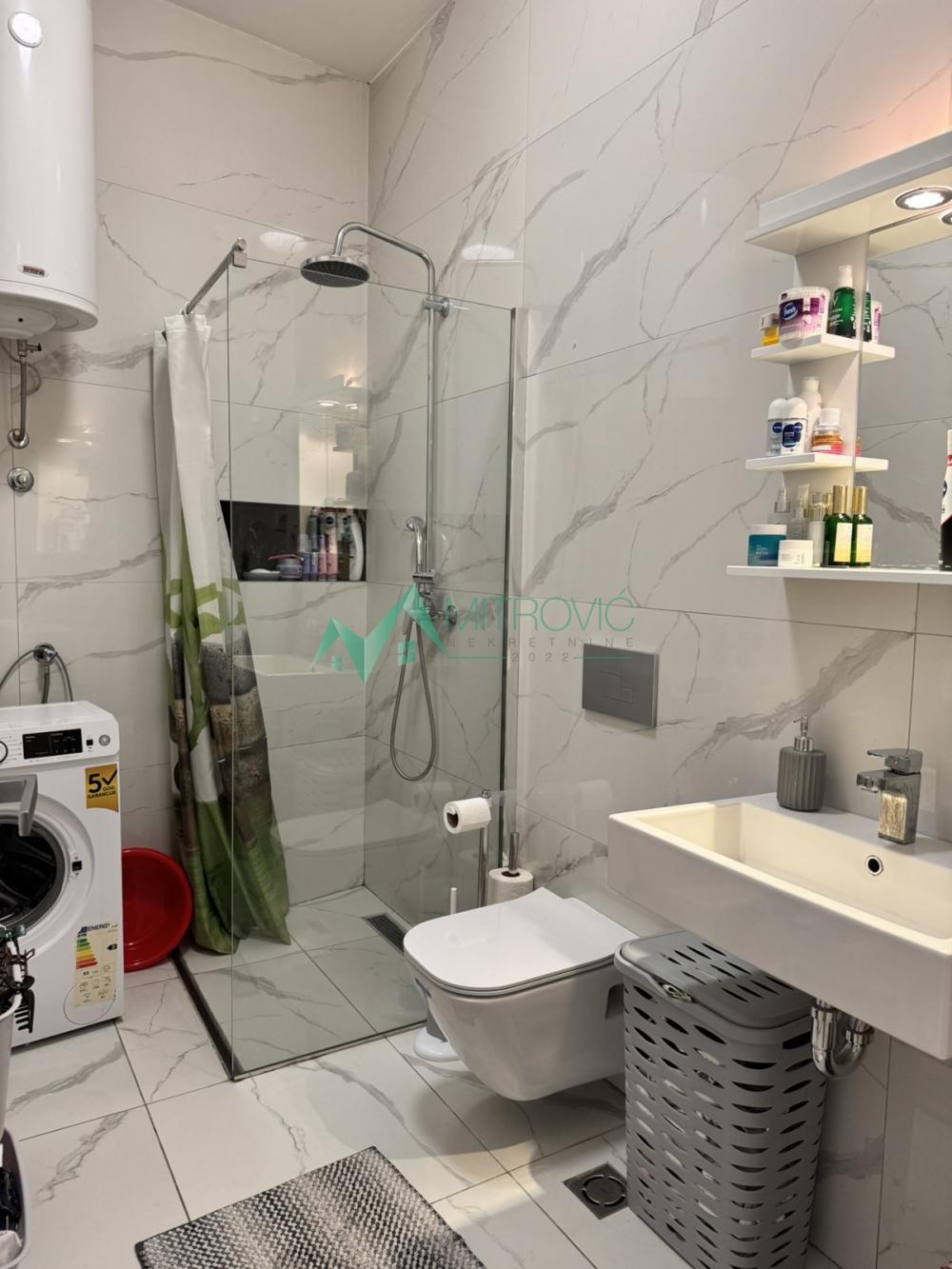 Slika 5 - Petrovaradin, 28m2, namešten!!! 