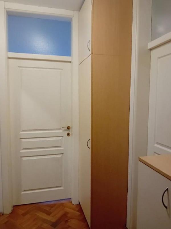 Slika 4 - Jednosoban, 29m2, Rotkvarija Novi Sad, ima lift