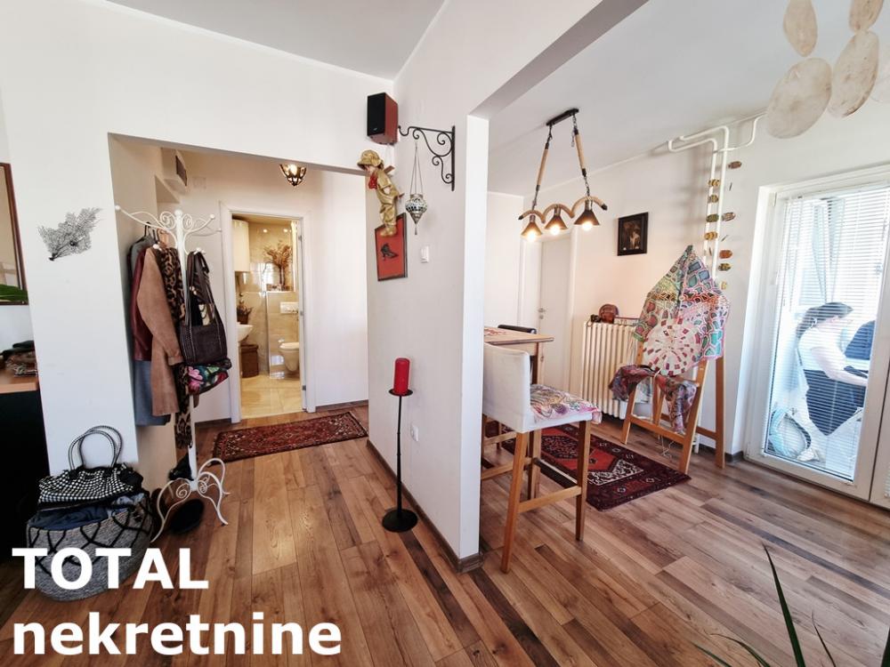 Slika 5 - Stan,NOVI SAD,ZELEZNICKA STANICA,kv: 55.00, € 143000, ID: 1102232