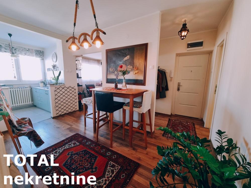 Slika 3 - Stan,NOVI SAD,ZELEZNICKA STANICA,kv: 55.00, € 143000, ID: 1102232