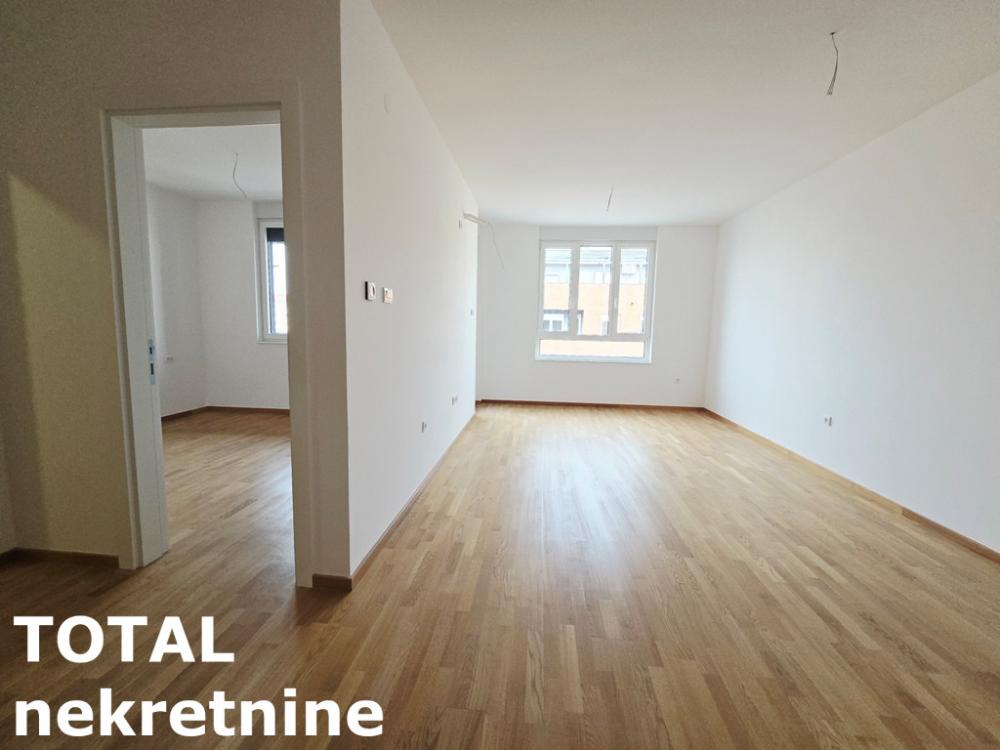 Slika 2 - Stan,NOVI SAD,TELEP,kv: 48.00, € 134400, ID: 1102368