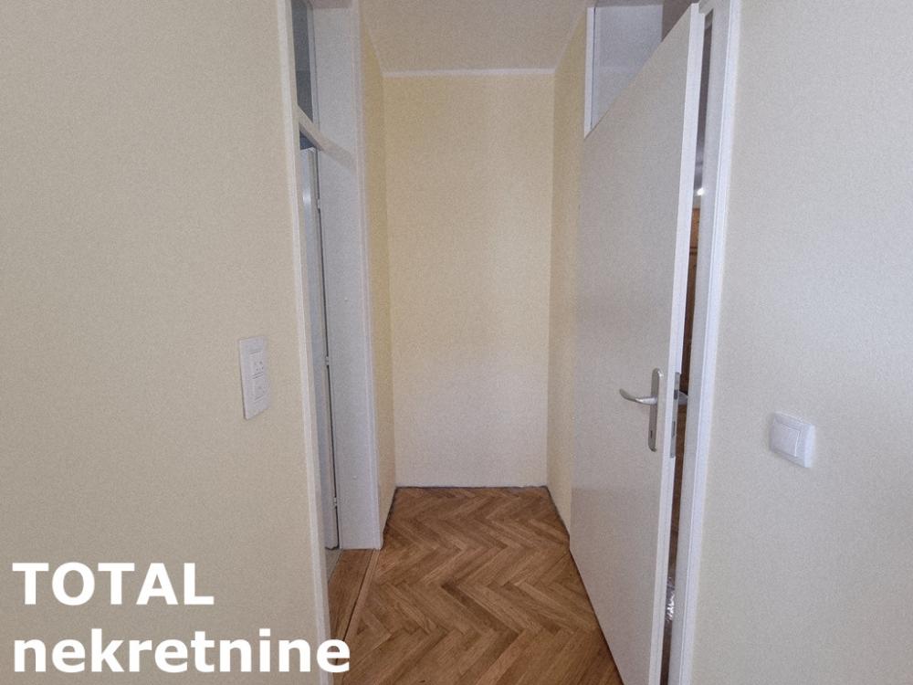 Slika 9 - Stan,NOVI SAD,GRBAVICA,kv: 45.00, € 131000, ID: 1101471