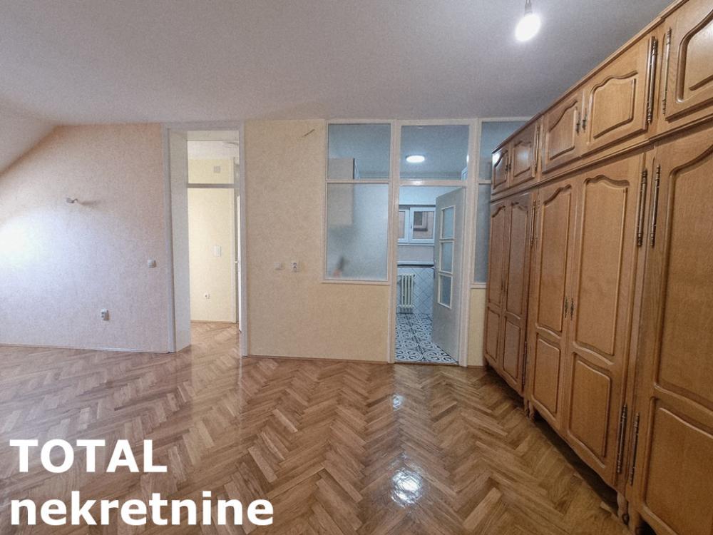 Slika 1 - Stan,NOVI SAD,GRBAVICA,kv: 45.00, € 131000, ID: 1101471