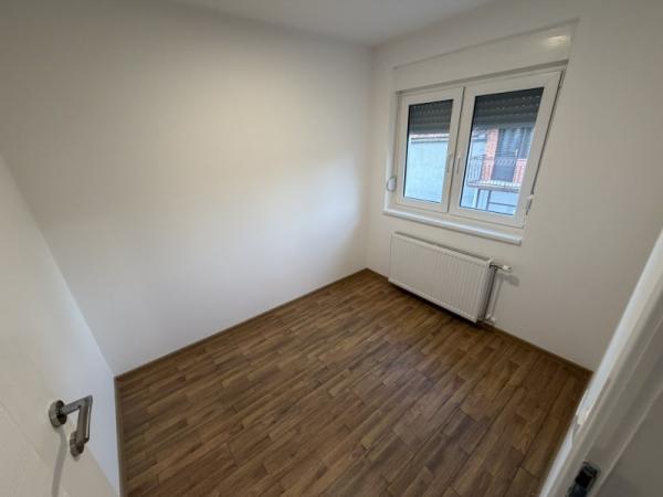 Slika 5 - Stan,PETROVARADIN,PETROVARADIN,kv: 36, € 80300, ID: 1019311