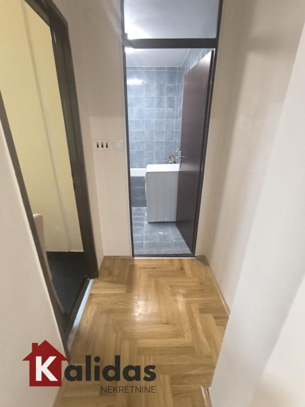 Slika 6 - Stan,NOVI SAD,NOVA DETELINARA,kv: 40, € 115350, ID: 1008633