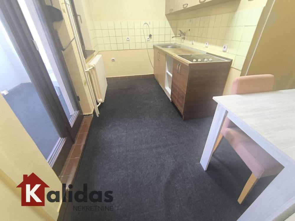 Slika 5 - Stan,NOVI SAD,NOVA DETELINARA,kv: 40, € 115350, ID: 1008633