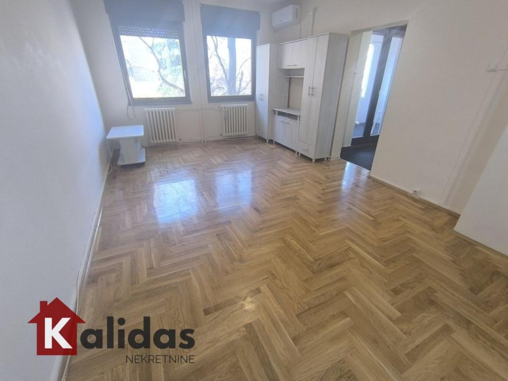Slika 9 - Stan,NOVI SAD,NOVA DETELINARA,kv: 40, € 115350, ID: 1008633
