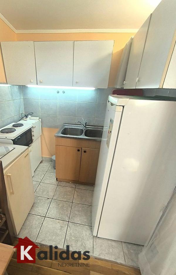 Slika 3 - Stan,NOVI SAD,ŽELEZNIČKA STANICA,kv: 21, € 58700, ID: 1008634