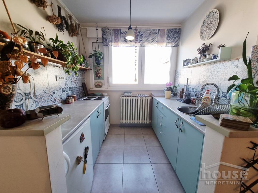 Slika 8 - Stan,NOVI SAD,ZELEZNICKA STANICA,kv: 55.00, € 143000, ID: 1065384