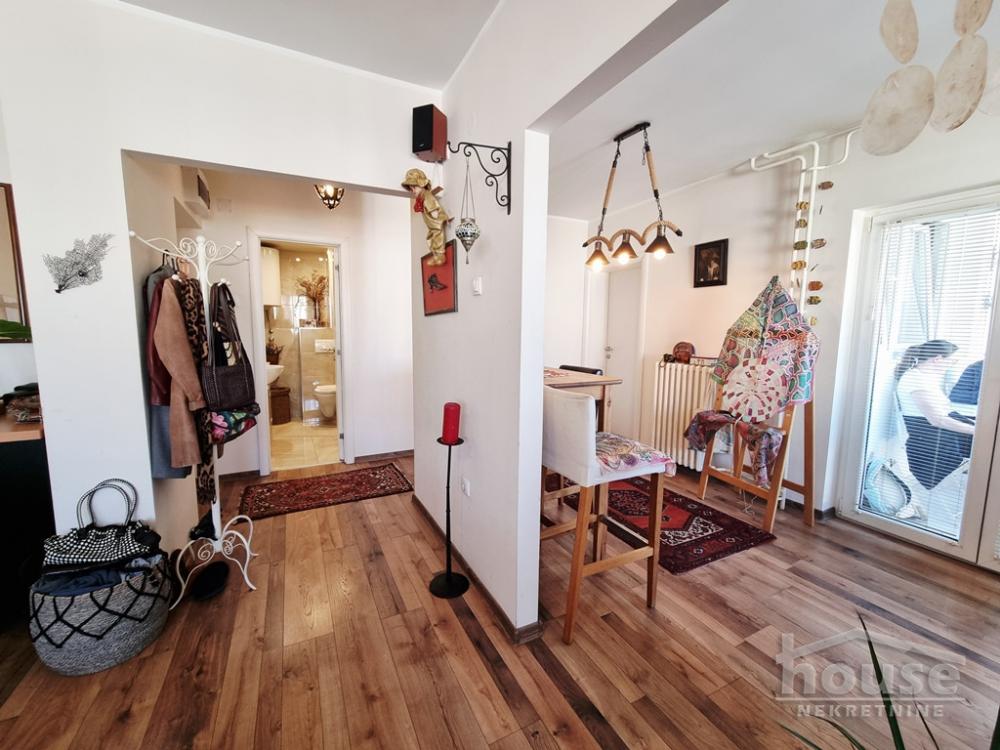 Slika 4 - Stan,NOVI SAD,ZELEZNICKA STANICA,kv: 55.00, € 143000, ID: 1065384