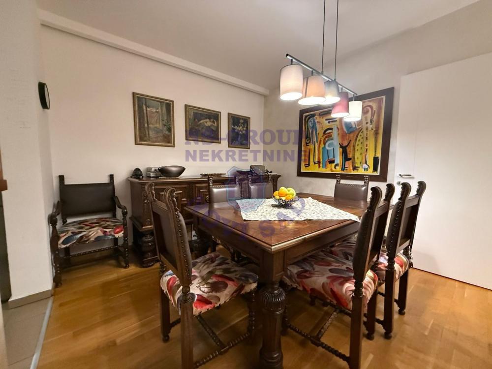 Slika 5 - Četvorosoban, 114m2, Sremska Kamenica Novi Sad, sa terasom, ima lift