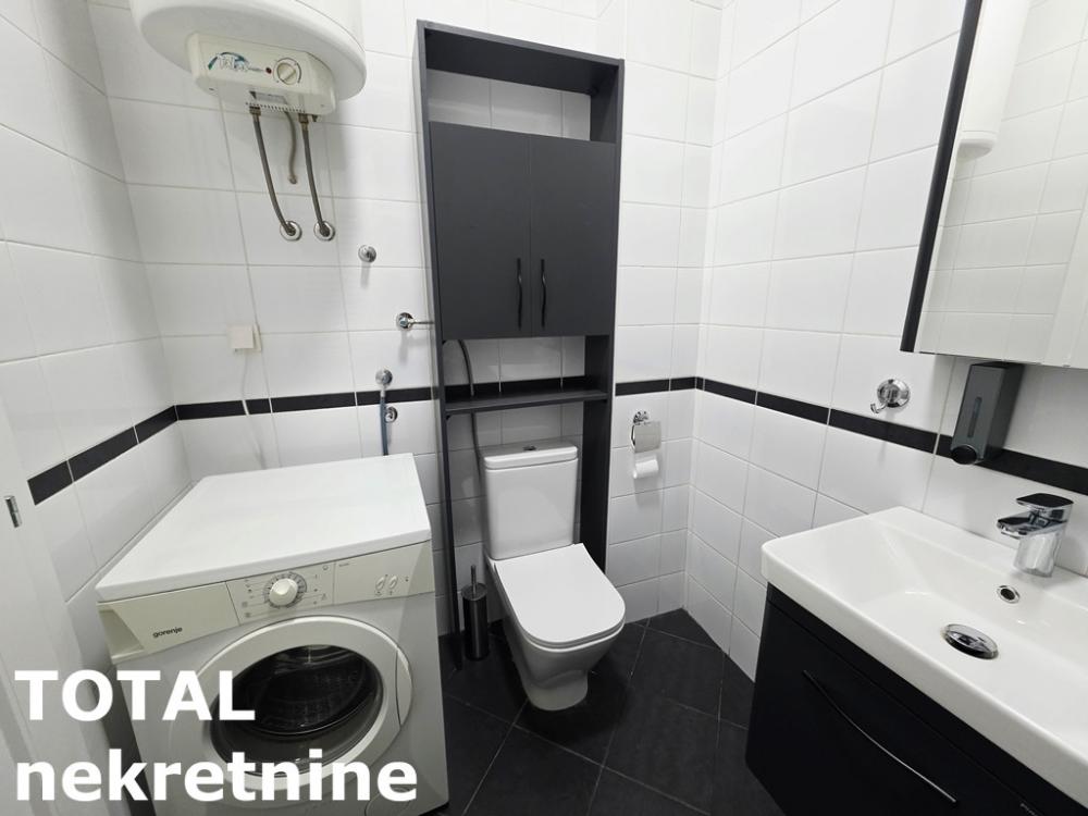 Slika 7 - Stan,NOVI SAD,CENTAR,kv: 32.00, € 120000, ID: 1102387