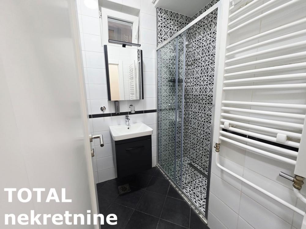 Slika 5 - Stan,NOVI SAD,CENTAR,kv: 32.00, € 120000, ID: 1102387