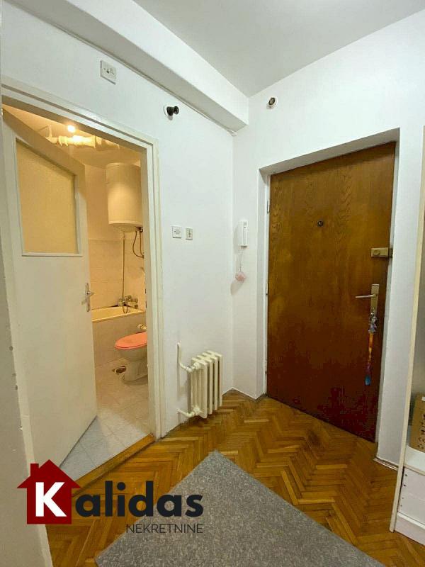 Slika 11 - Stan,NOVI SAD,LIMAN 1,kv: 34, € 113900, ID: 1008643