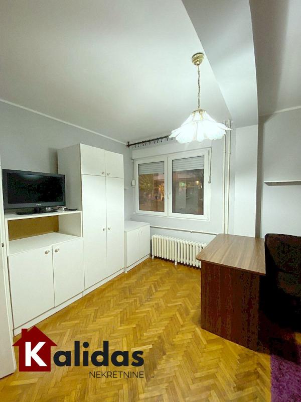 Slika 4 - Stan,NOVI SAD,LIMAN 1,kv: 34, € 113900, ID: 1008643