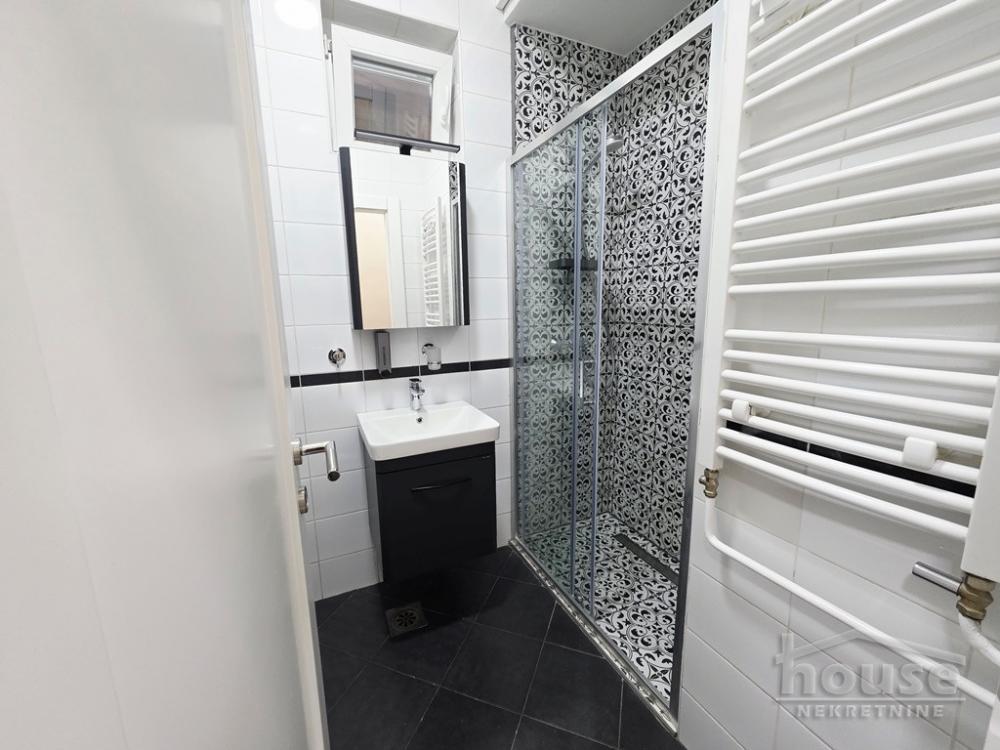 Slika 5 - Stan,NOVI SAD,CENTAR,kv: 32.00, € 120000, ID: 1065539