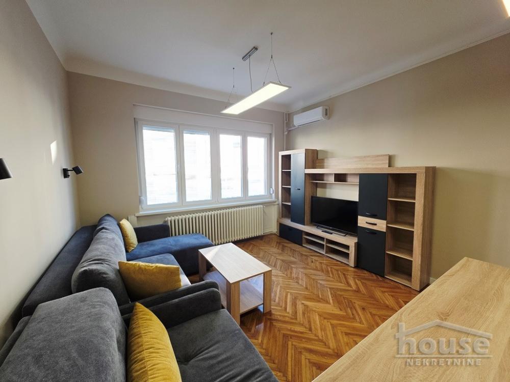 Slika 3 - Stan,NOVI SAD,CENTAR,kv: 32.00, € 120000, ID: 1065539