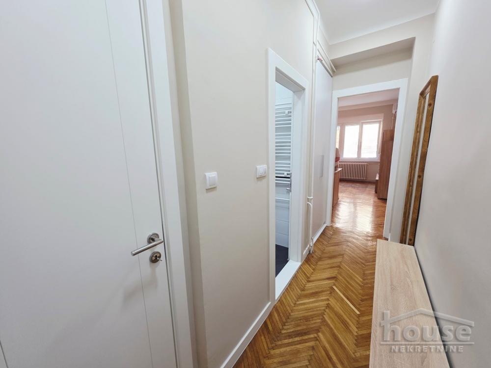 Slika 8 - Stan,NOVI SAD,CENTAR,kv: 32.00, € 120000, ID: 1065539