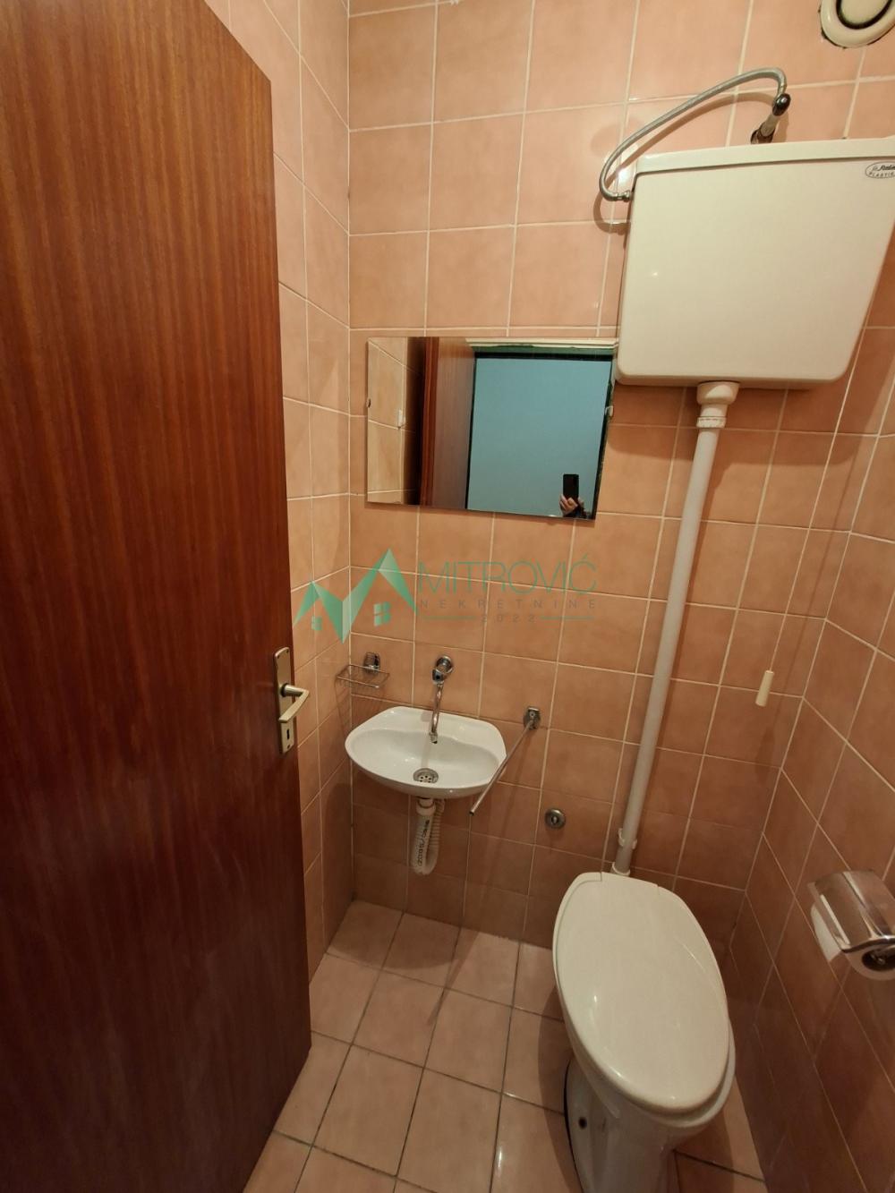 Slika 9 - Na prodaju – Komforan trosoban stan, 95 m² kod Sajma 