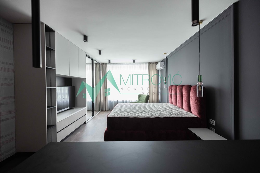 Slika 3 - Novi Sad, Sajam - Kompletno i kvalitetno nameštena komforna garsonjera - povrat PDV-a 