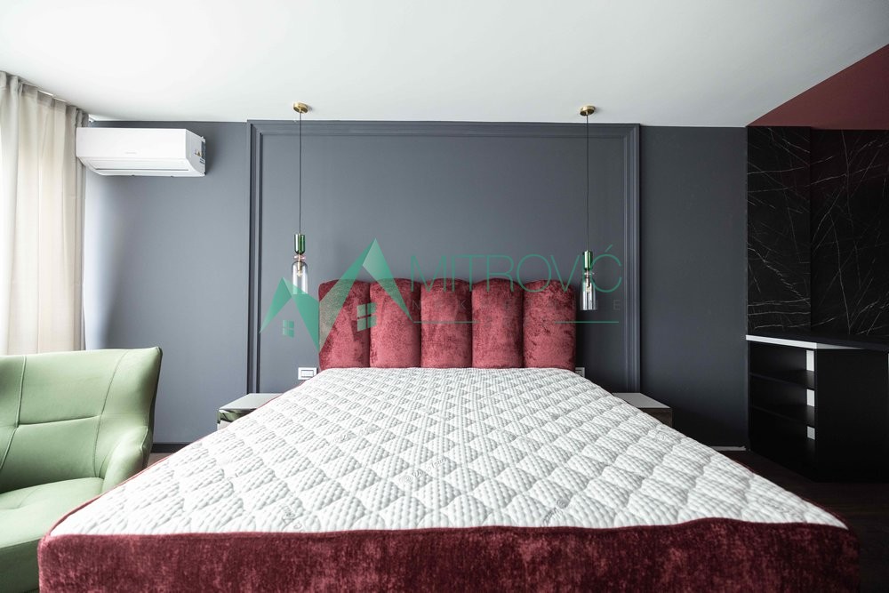 Slika 7 - Novi Sad, Sajam - Kompletno i kvalitetno nameštena komforna garsonjera - povrat PDV-a 