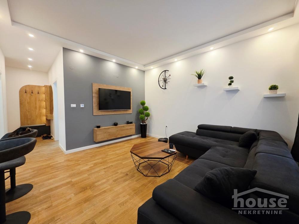 Glavna slika -Stan,PETROVARADIN,PETROVARADIN,kv: 42.00, € 121500, ID: 1065379