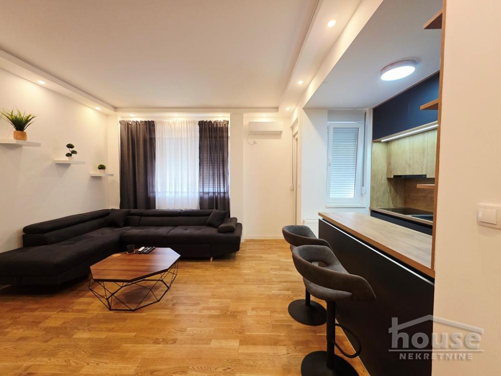 Slika 6 - Stan,PETROVARADIN,PETROVARADIN,kv: 42.00, € 121500, ID: 1065379