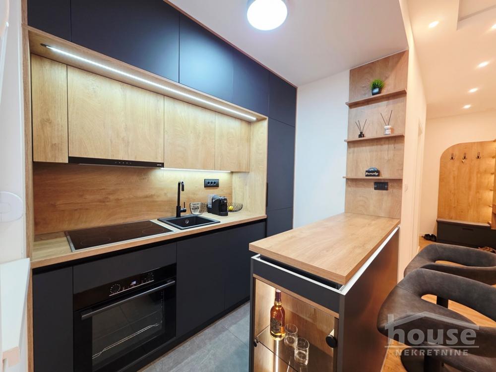 Slika 10 - Stan,PETROVARADIN,PETROVARADIN,kv: 42.00, € 121500, ID: 1065379