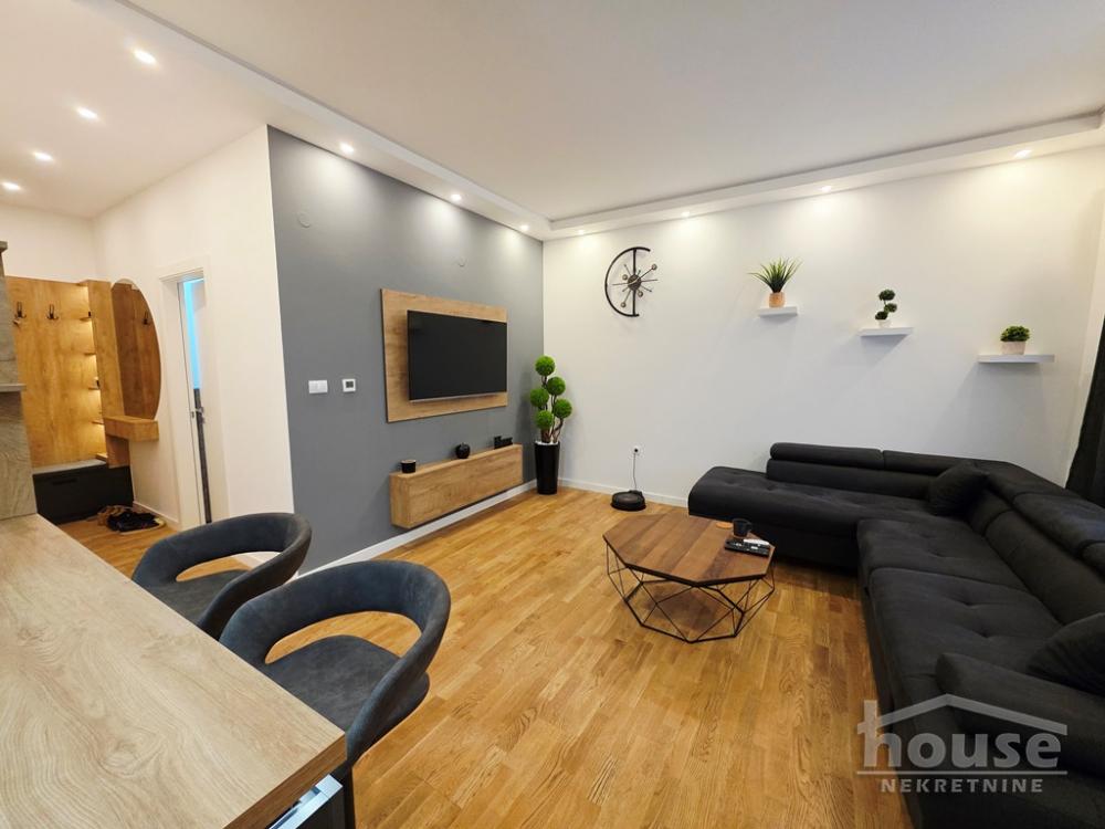 Slika 3 - Stan,PETROVARADIN,PETROVARADIN,kv: 42.00, € 121500, ID: 1065379