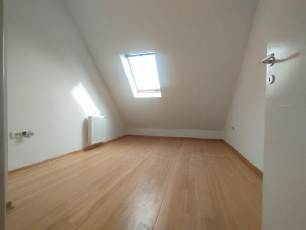 Slika 9 - Stan,NOVI SAD,CENTAR,kv: 136.00, € 299000, ID: 1059232