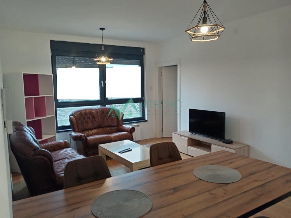 Glavna slika -Troiposoban, 71m2, Telep Novi Sad, sa terasom