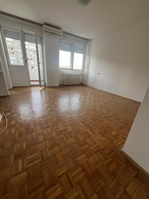 Slika 2 - Stan,NOVI SAD,LIMAN 3,kv: 43.00, € 137000, ID: 1059227