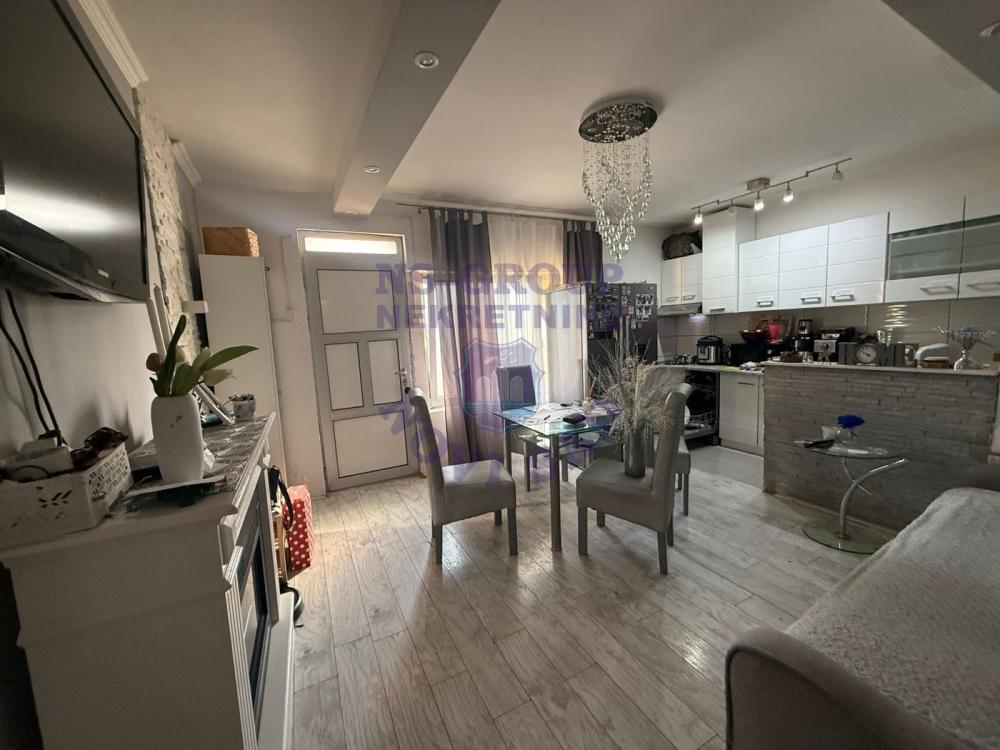 Slika 1 - Trosoban stan na Telepu! š. 565864