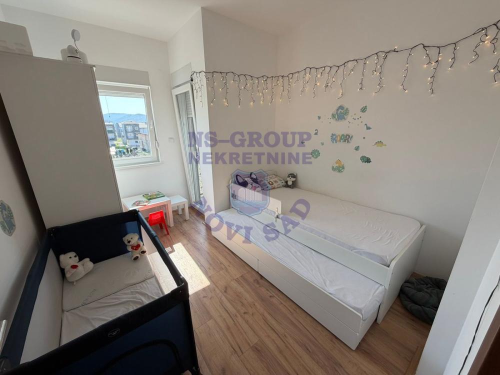 Slika 3 - Porodican stan na mirnoj lokaciji! Kompletno namesten!