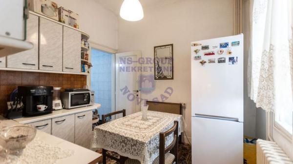 Slika 5 - Dvoiposoban stan u centru grada!