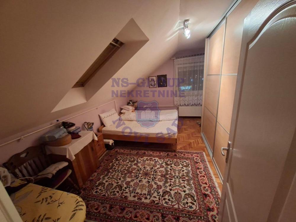 Slika 2 - Odličan stan u centru Veternika!