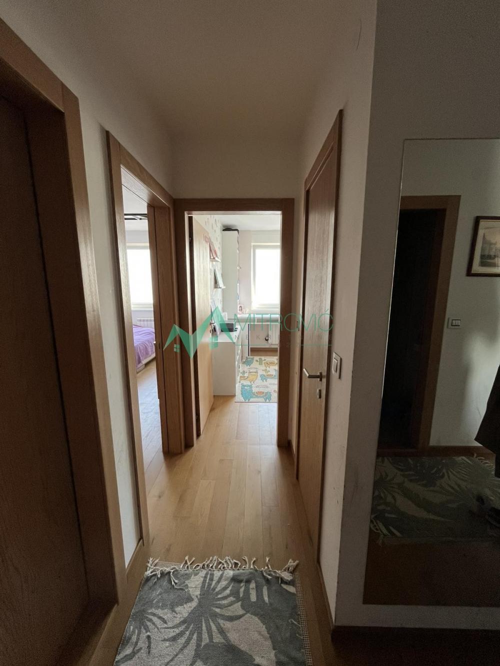 Slika 2 - Bulevar Evrope, 65m2. Trosoban stan+garažno mesto ! 