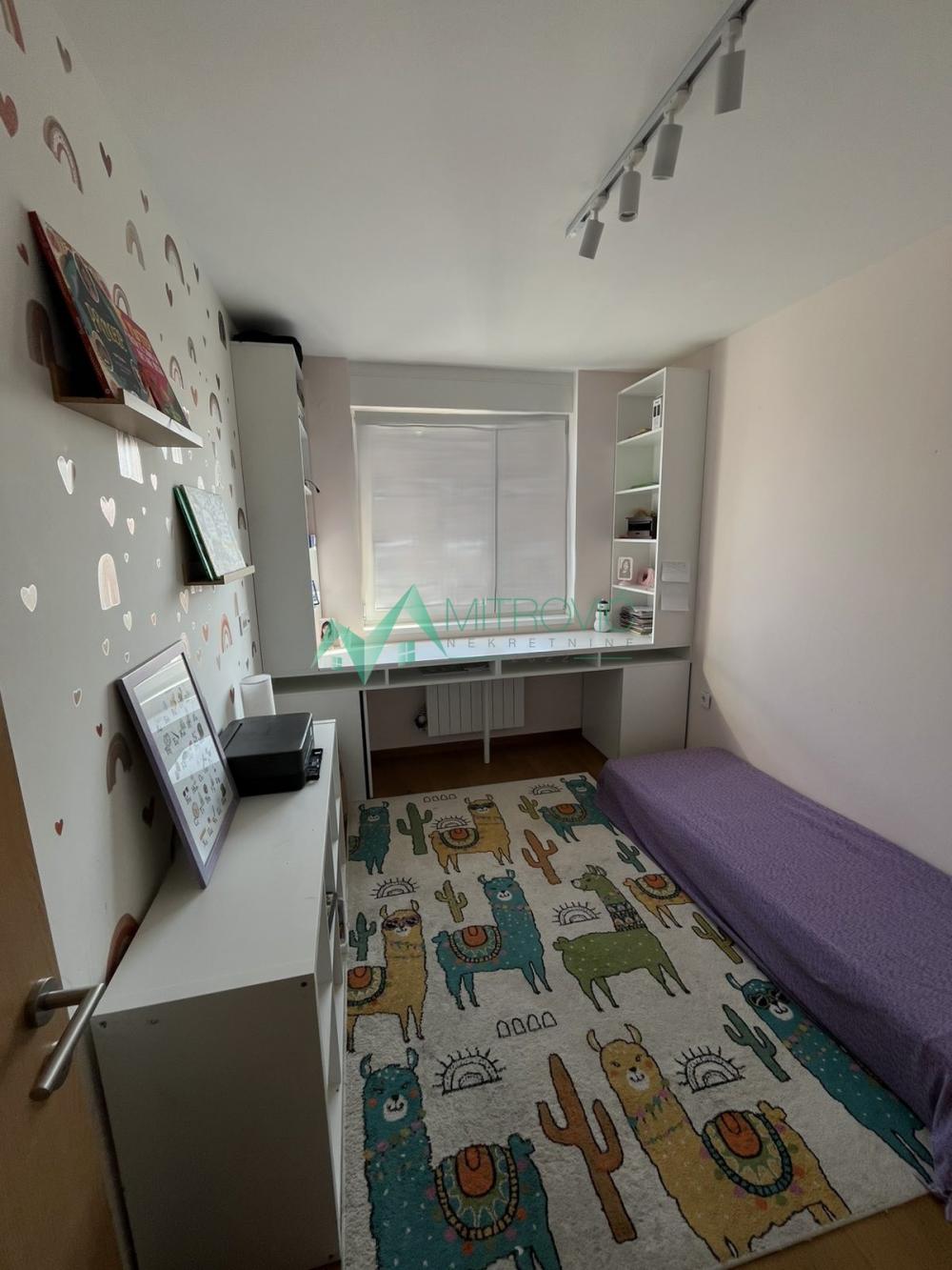 Slika 4 - Bulevar Evrope, 65m2. Trosoban stan+garažno mesto ! 